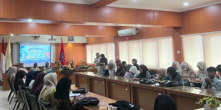 PRKL dan Departemen Sosiologi FIS UNP Gelar Kuliah Umum, Bahas Pemilih dari Perspektif Antropologi