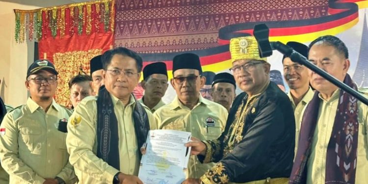 Lantik DPW PKDP Bengkulu, Bupati JKA Dorong Organisasi Perkuat Silaturahmi dan Kontribusi di Rantau