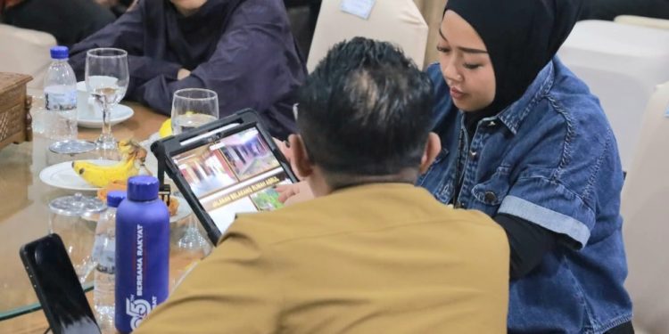 Kisah Nyata dari Tanah Datar Diangkat ke Layar Lebar, Melalui Film “Dompet Ayah Sepatu Ibu”