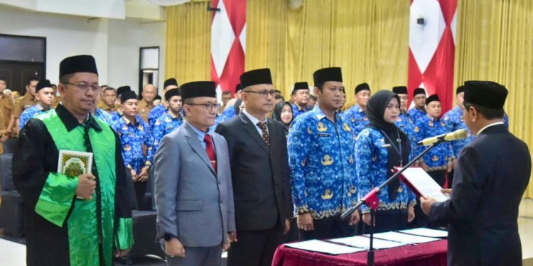 Lantik 53 Pejabat, Bupati JKA Tekankan Integritas dan Pelayanan Terbaik Kepada Masyarakat