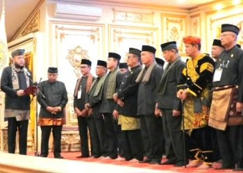 Pengurus LKAAM Kota Padang Masa Bakti 2026-2031 Akhirnya Dilantik, Wako Fadly Amran Selaku Pucuak Undang Mengukuhkan